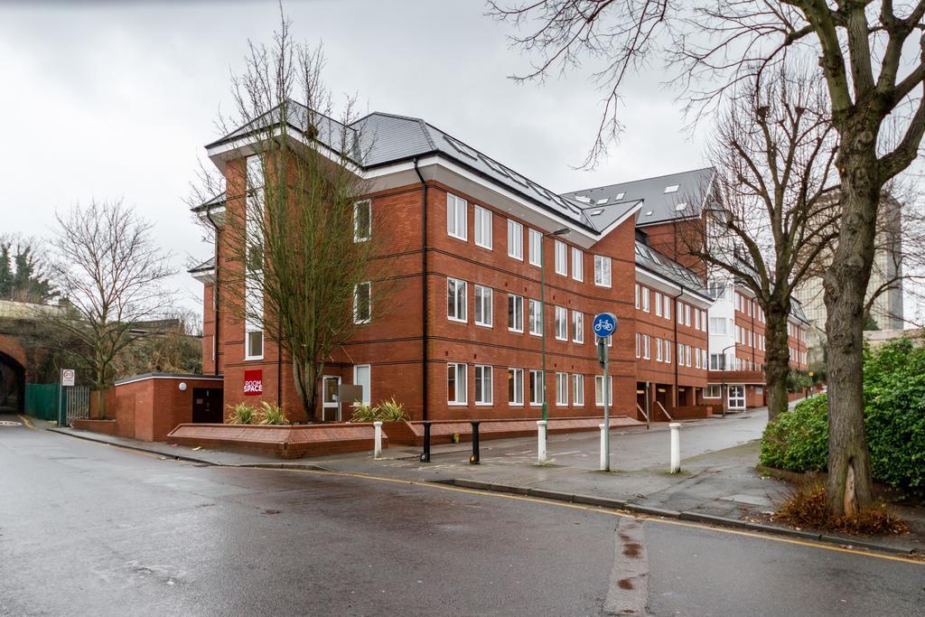 Roomspace Serviced Apartments - Nouvelle House Sutton  Zewnętrze zdjęcie
